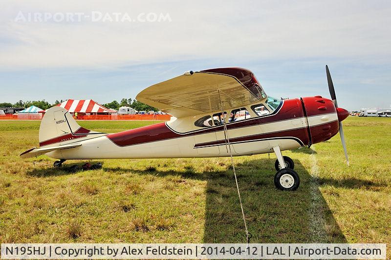 N195HJ, 1952 Cessna 195B Businessliner C/N 7880, Sun-N-Fun