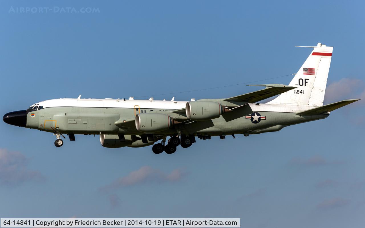 64-14841, 1964 Boeing RC-135V Rivet Joint C/N 18781, weather diversion from RAF Mildenhall