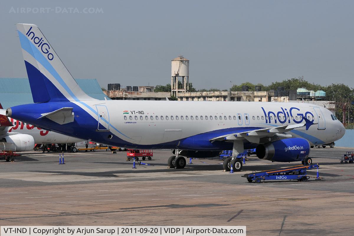 VT-IND, 2006 Airbus A320-232 C/N 2911, Parked on the tarmac at IGIA T-1.