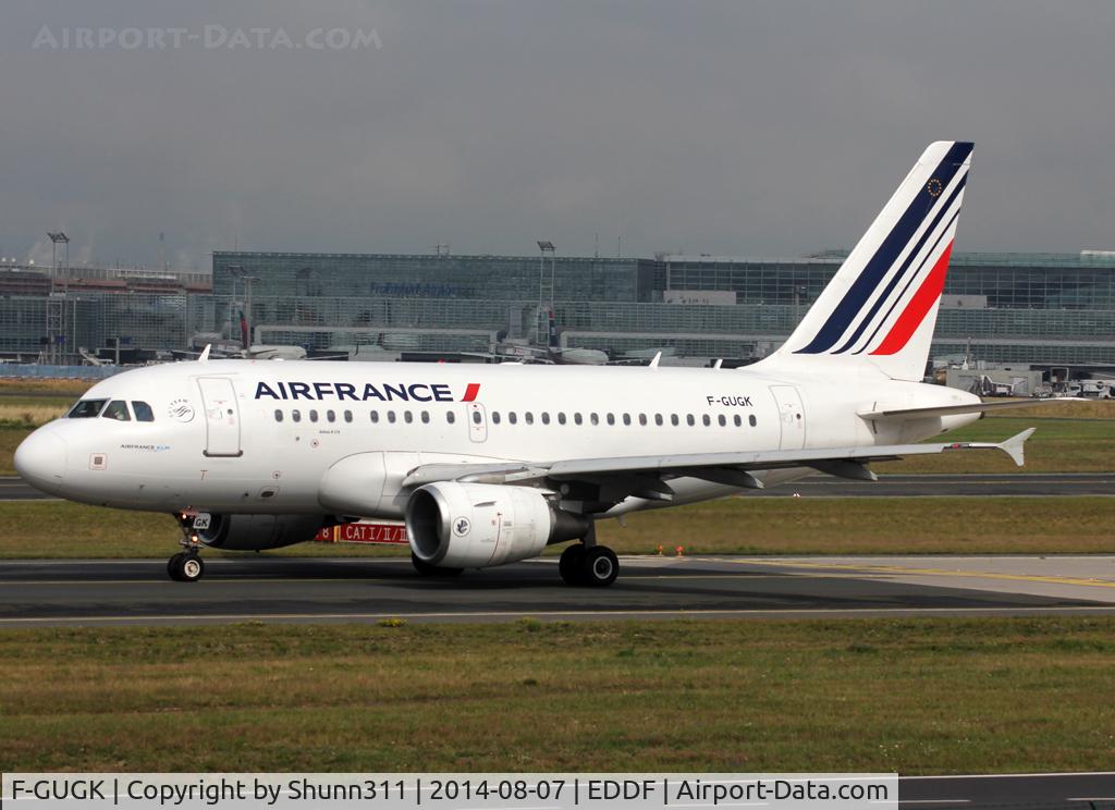F-GUGK, 2005 Airbus A318-111 C/N 2601, Taxiing holding point rwy 18 for departure...