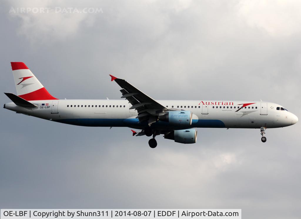 OE-LBF, 2001 Airbus A321-211 C/N 1458, Landing rwy 25L