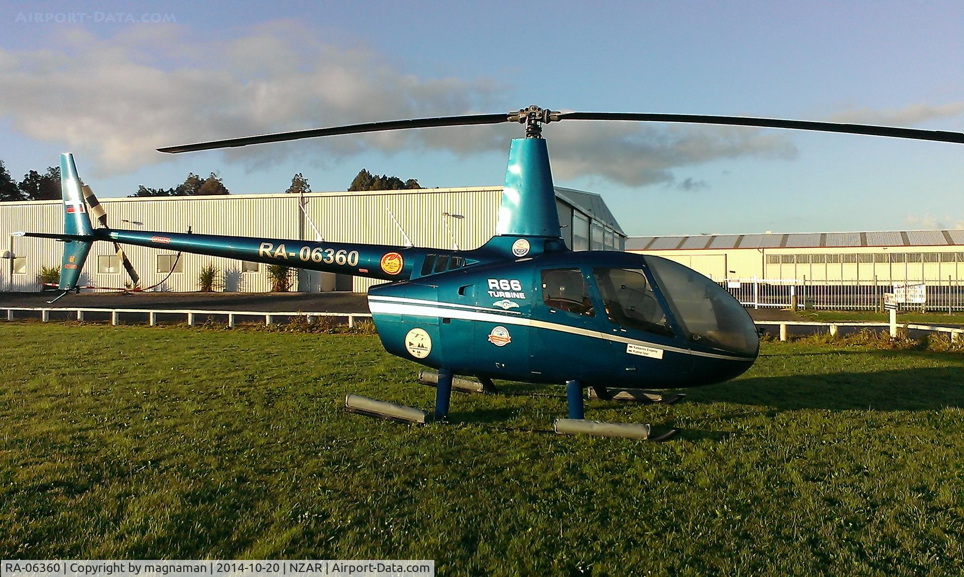 RA-06360, 2012 Robinson R66 Turbine C/N 0168, Not sure about c/n 0000!!!
With partner a/c 06345 at ardmore