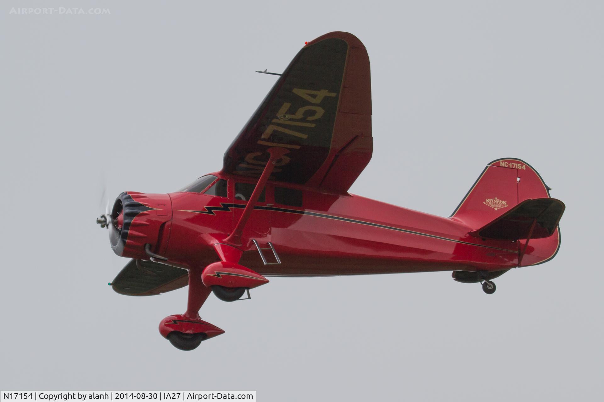 N17154, 1941 Stinson SR-9B Reliant C/N 5115, Overhead Antique Airfield, unable to land with the runway waterlogged and closed