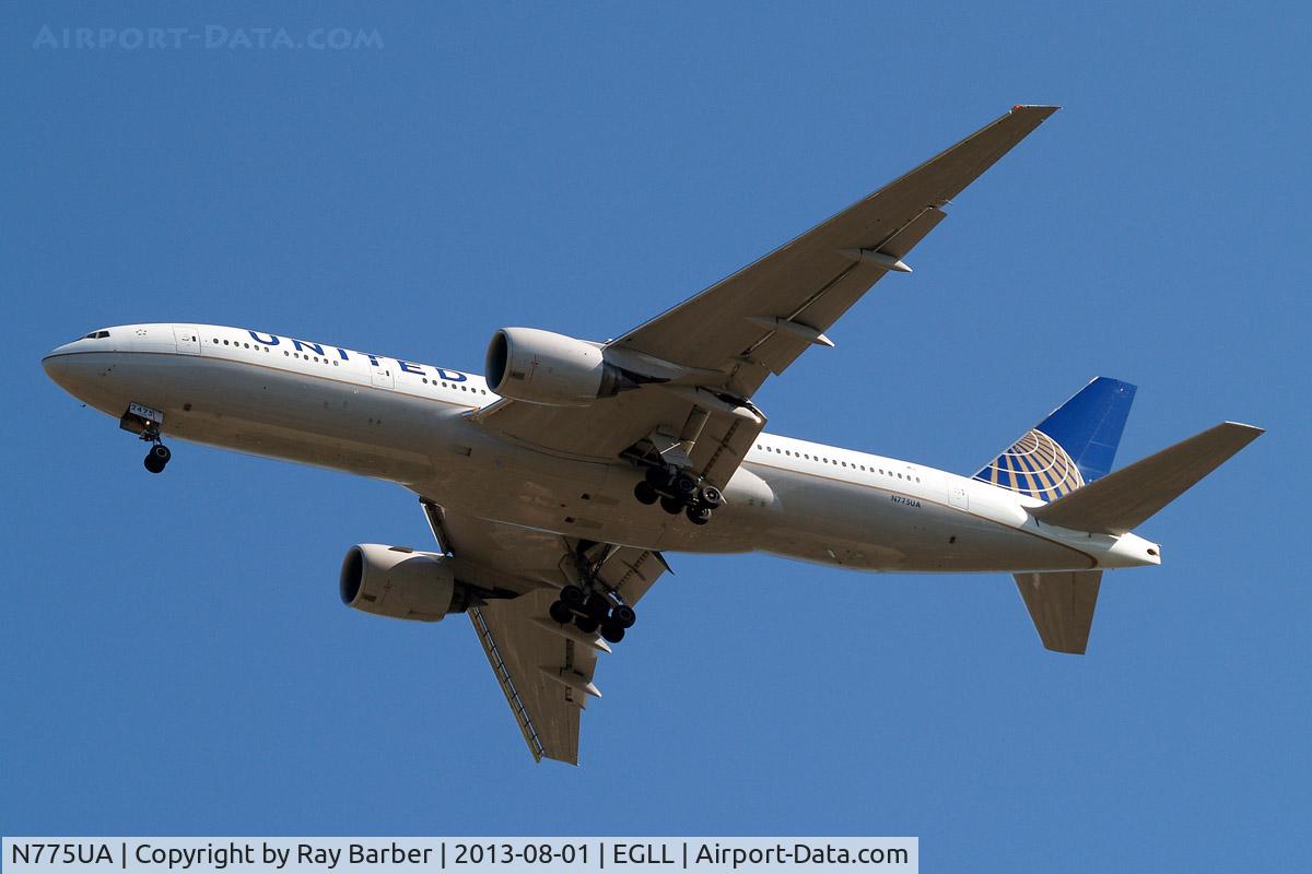 N775UA, 1995 Boeing 777-222 C/N 26947, Boeing 777-222 [26947] (United Airlines) Home~G 01/08/2013. On approach 27R.