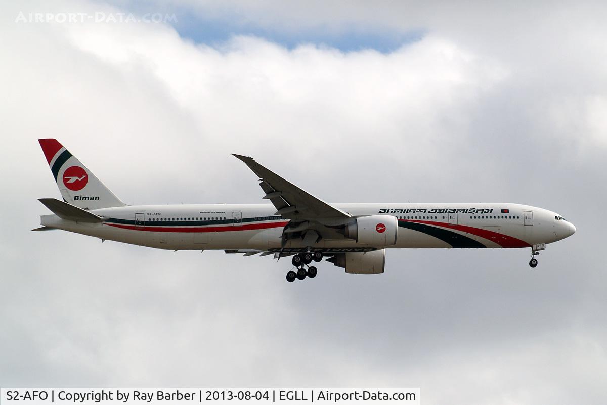 S2-AFO, 2011 Boeing 777-3E9/ER C/N 40122, Boeing 777-3E9ER [40122] (Biman Bangladesh Airlines) Home~G 04/08/2013. On approach 27L.