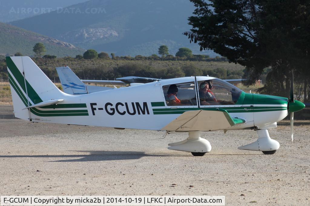 F-GCUM, Robin DR-400-180 Regent C/N 1521, Taxiing