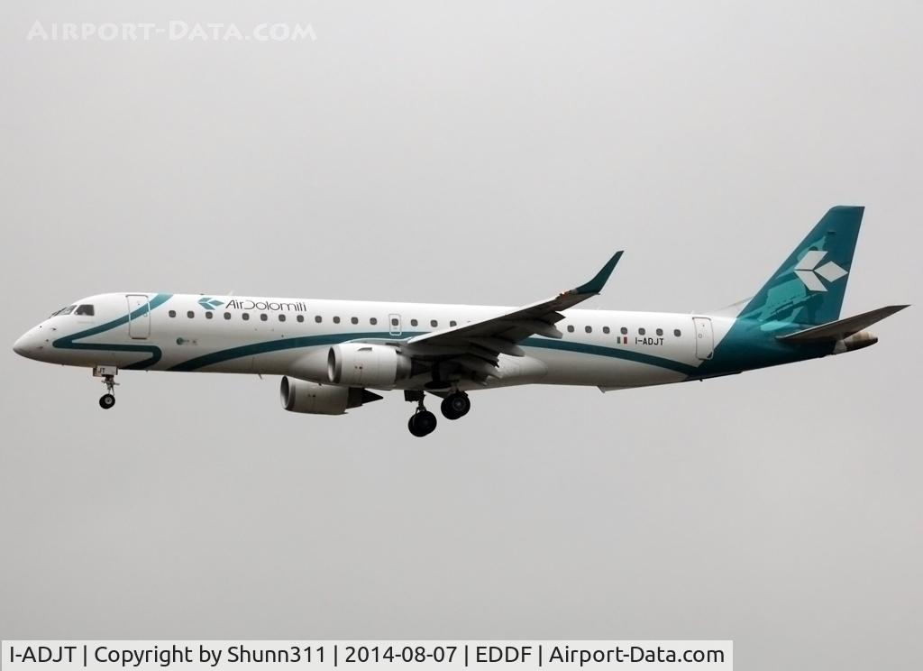 I-ADJT, 2013 Embraer 195LR (ERJ-190-200LR) C/N 19000606, Landing rwy 25L