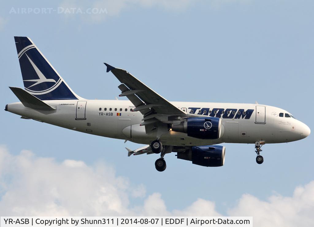 YR-ASB, 2006 Airbus A318-111 C/N 2955, Landing rwy 25L