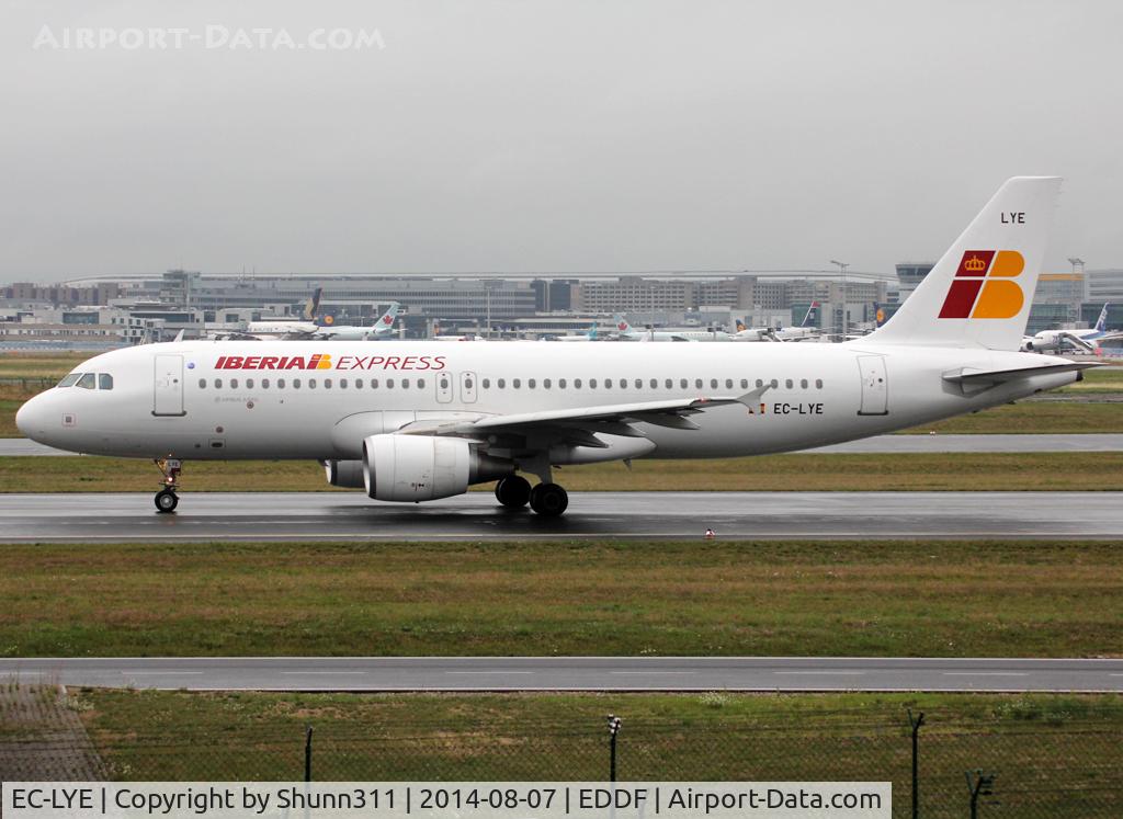 EC-LYE, 2013 Airbus A320-216 C/N 5729, Taxiing holding point rwy 18 for departure...