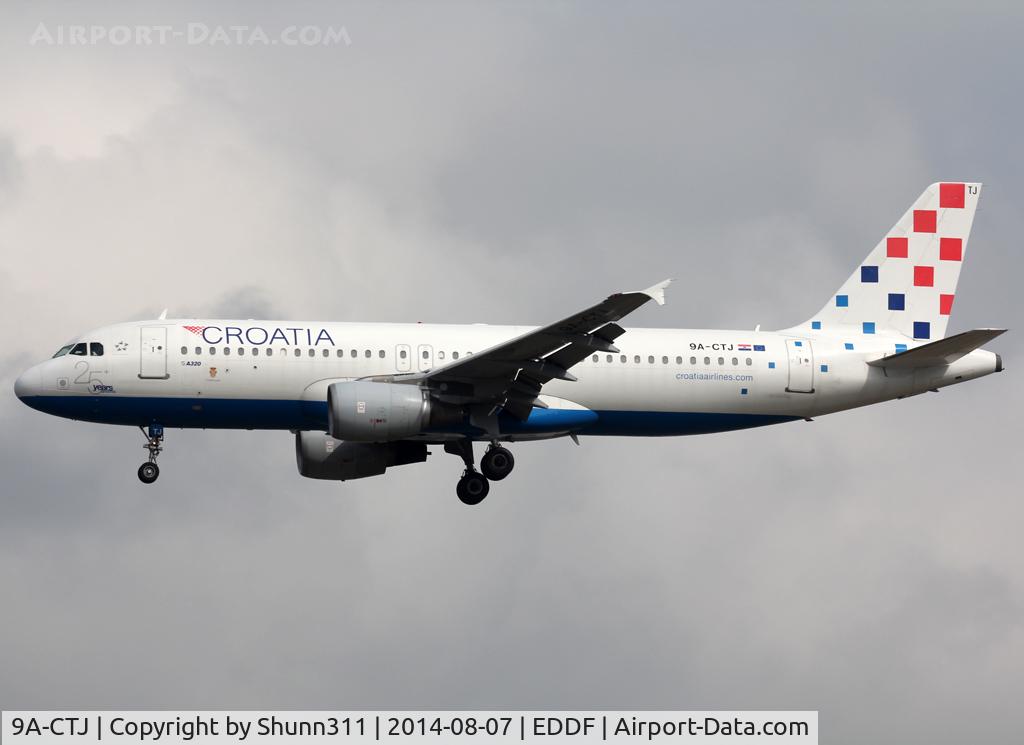 9A-CTJ, 1999 Airbus A320-214 C/N 1009, Landing rwy 25L
