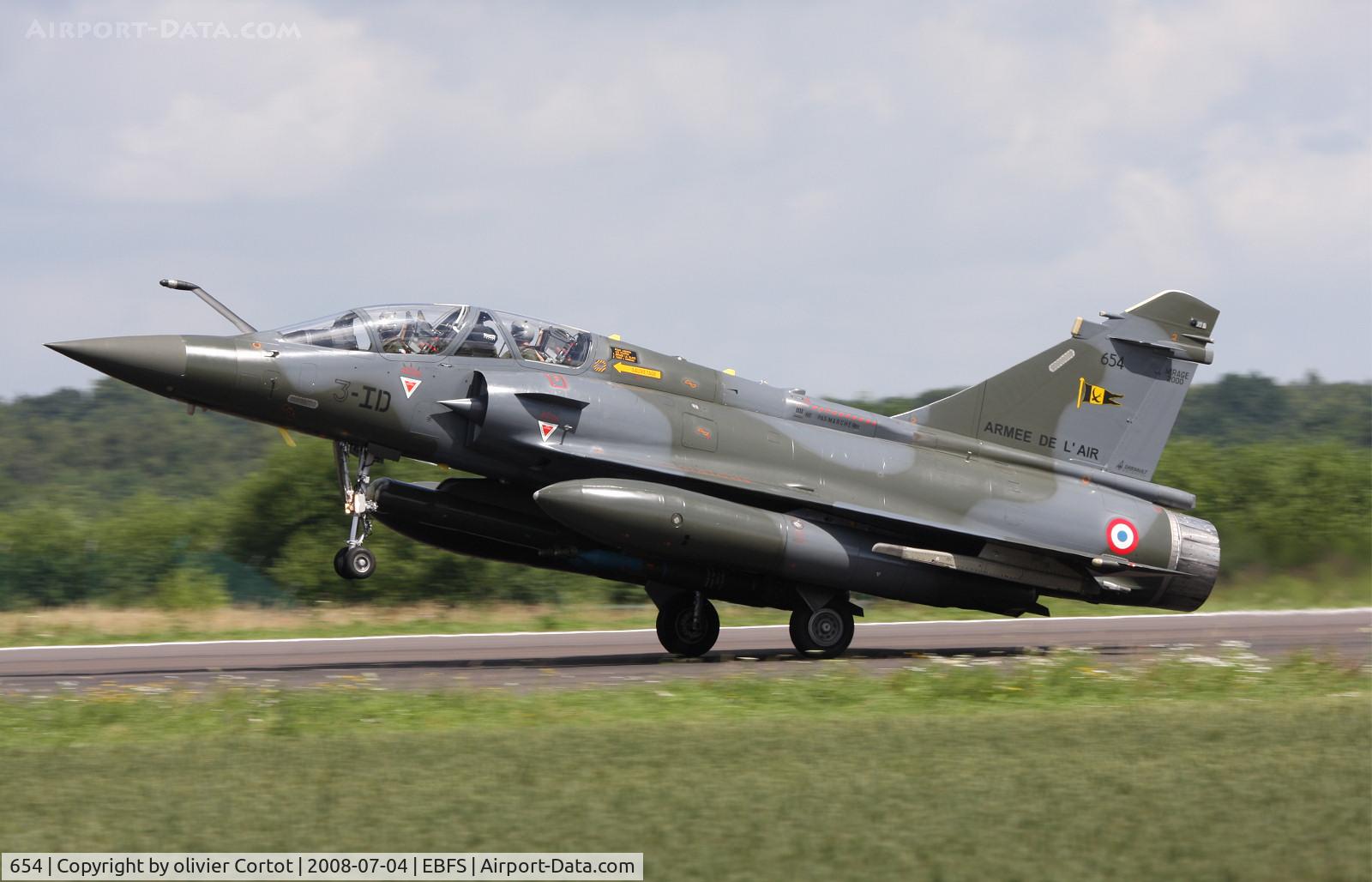 654, Dassault Mirage 2000D C/N 654, Landing at Florennes AB