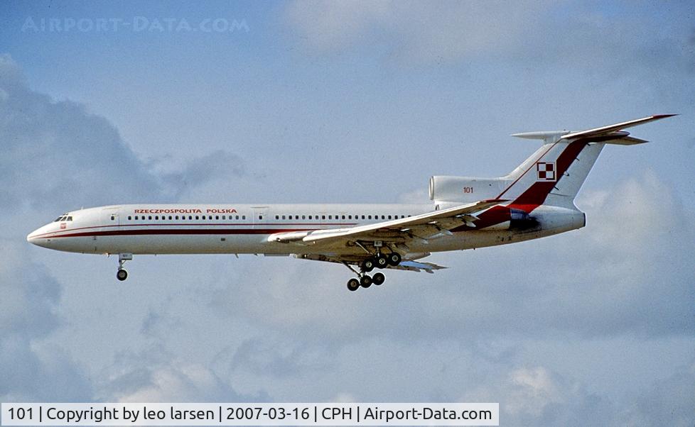 101, 1990 Tupolev Tu-154M C/N 90A837, Copenhagen 16.3.07