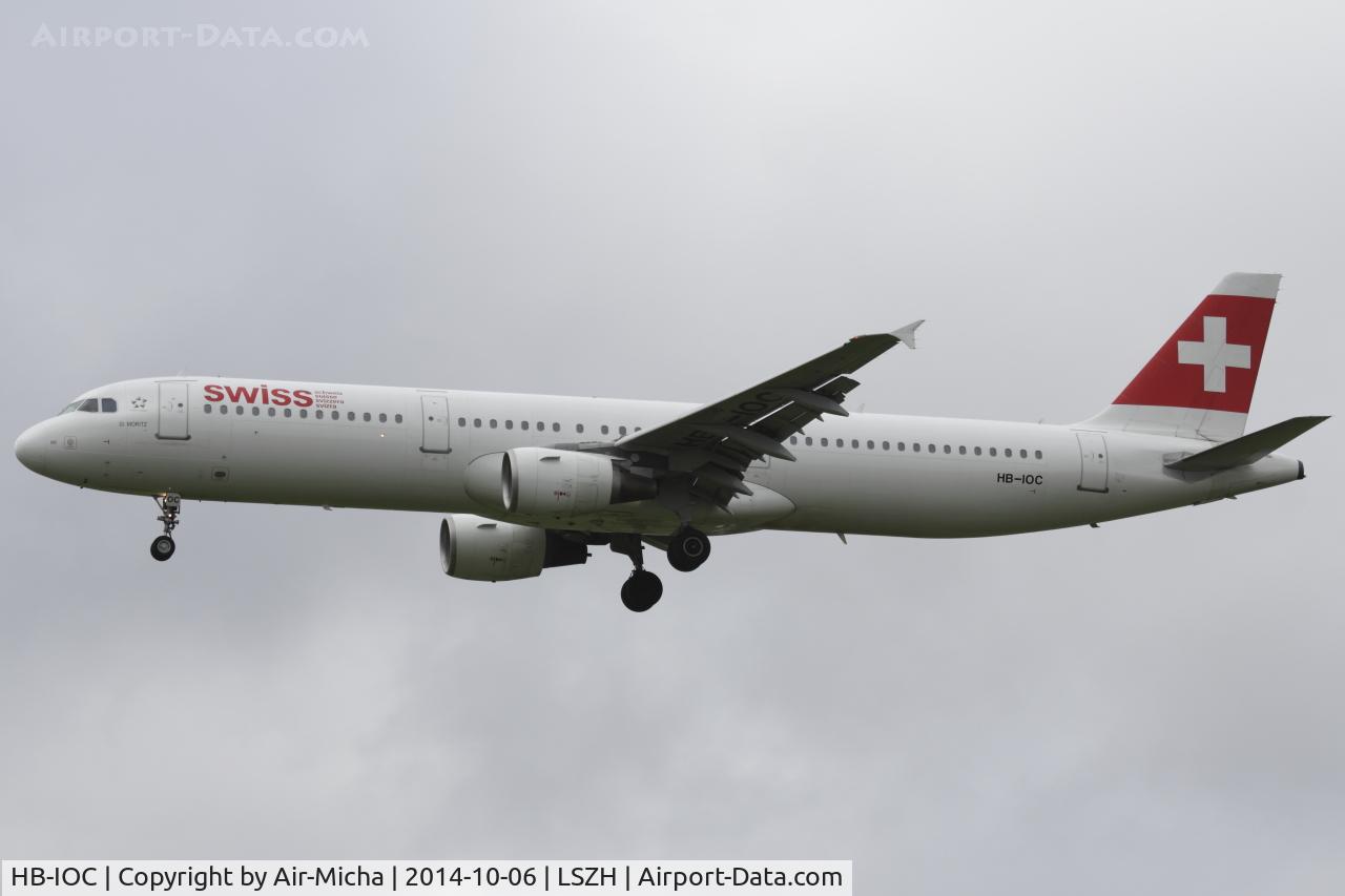 HB-IOC, 1995 Airbus A321-111 C/N 520, Swissair