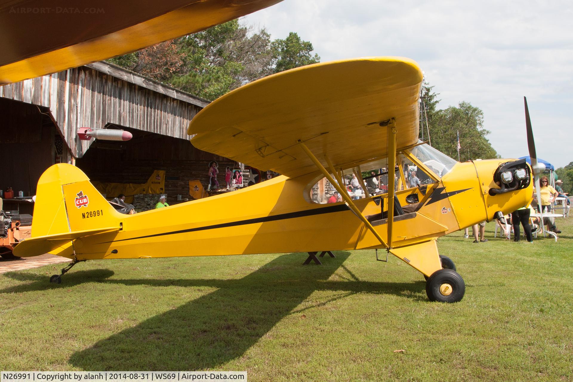 N26991, 1940 Piper J3C-75 C/N 4285, At Log Cabin airport