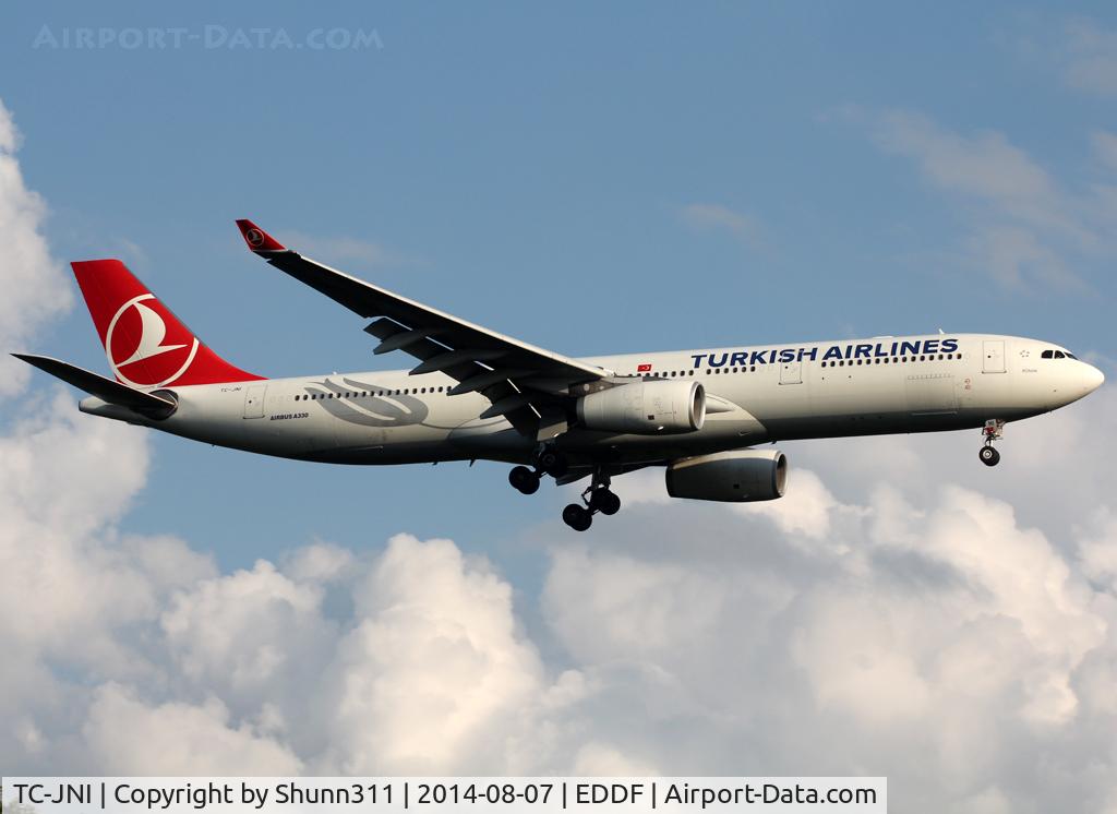 TC-JNI, 2010 Airbus A330-343X C/N 1160, Landing rwy 25L