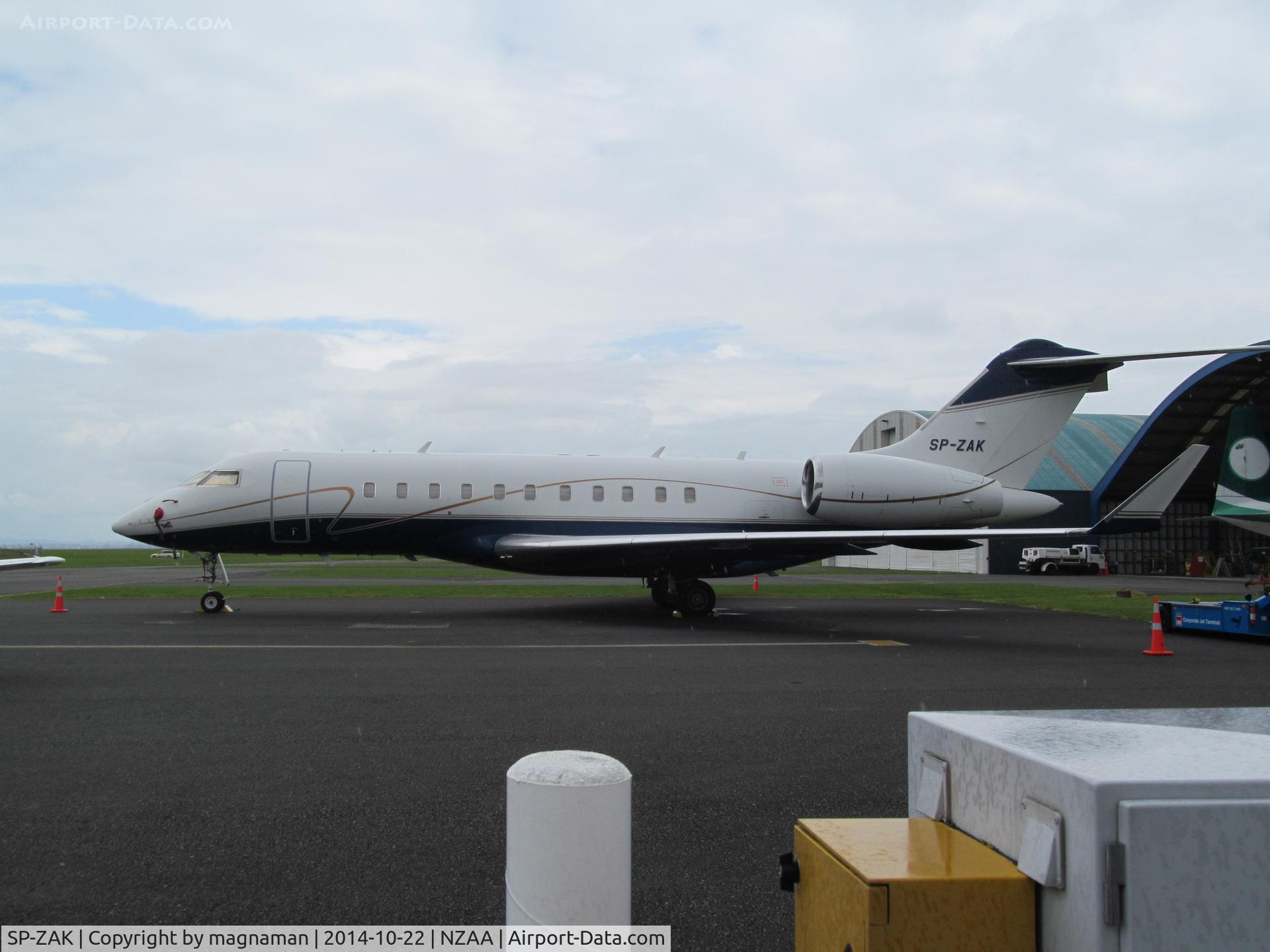 SP-ZAK, Bombardier BD-700-1A11 Global 5000 C/N 9219, At AKL today - my first polish a/c since leaving UK back in 2011