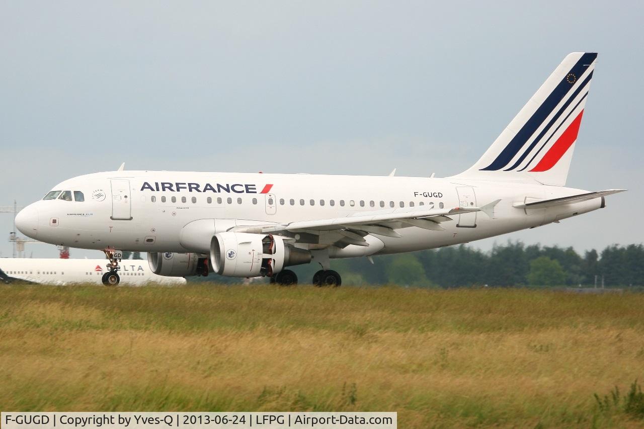 F-GUGD, 2003 Airbus A318-111 C/N 2081, Airbus A318-111, Reverse thrust landing Rwy 26L, Roissy Charles De Gaulle Airport (LFPG-CDG)