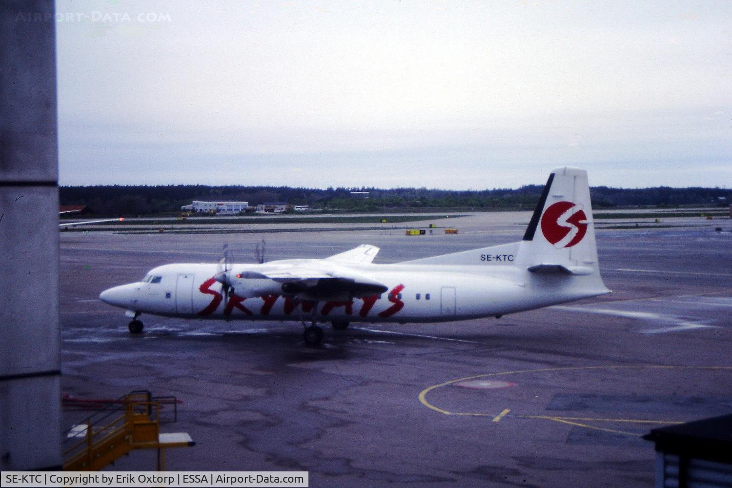 SE-KTC, 1988 Fokker 50 C/N 20124, SE-KTC in ARN 2001-05