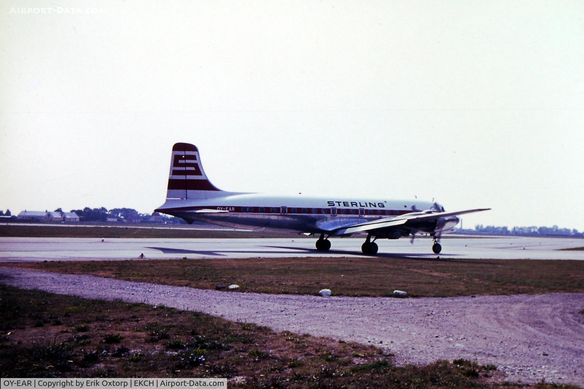 OY-EAR, 1953 Douglas DC-6B C/N 43836, OY-EAR in CPH 1969-07
