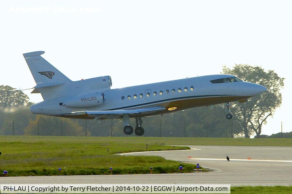 PH-LAU, 1999 Dassault Falcon 900EX C/N 54, Dassault Falcon 900EX, c/n: 54 at Luton