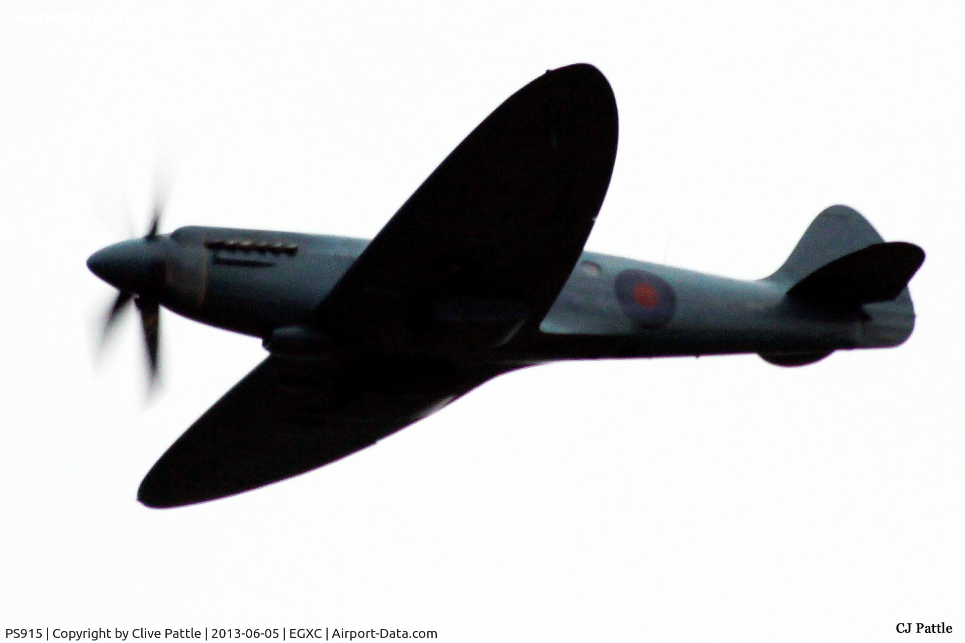 PS915, 1945 Supermarine 389 Spitfire PR.XIX C/N 6S/585121, Spitfire on show at its home base at RAF Coningsby