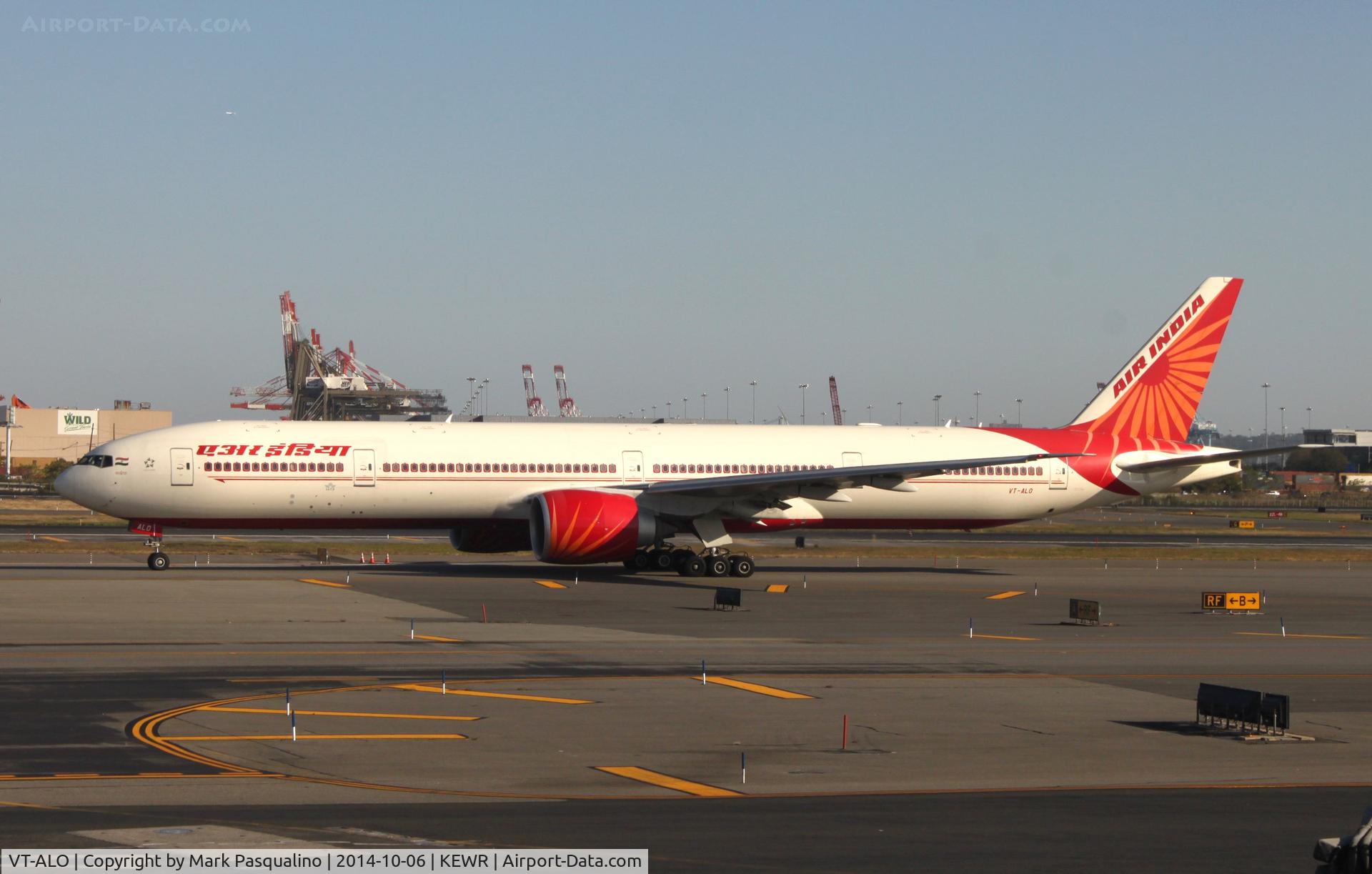 VT-ALO, 2009 Boeing 777-337/ER C/N 36313, Boeing 777-300ER