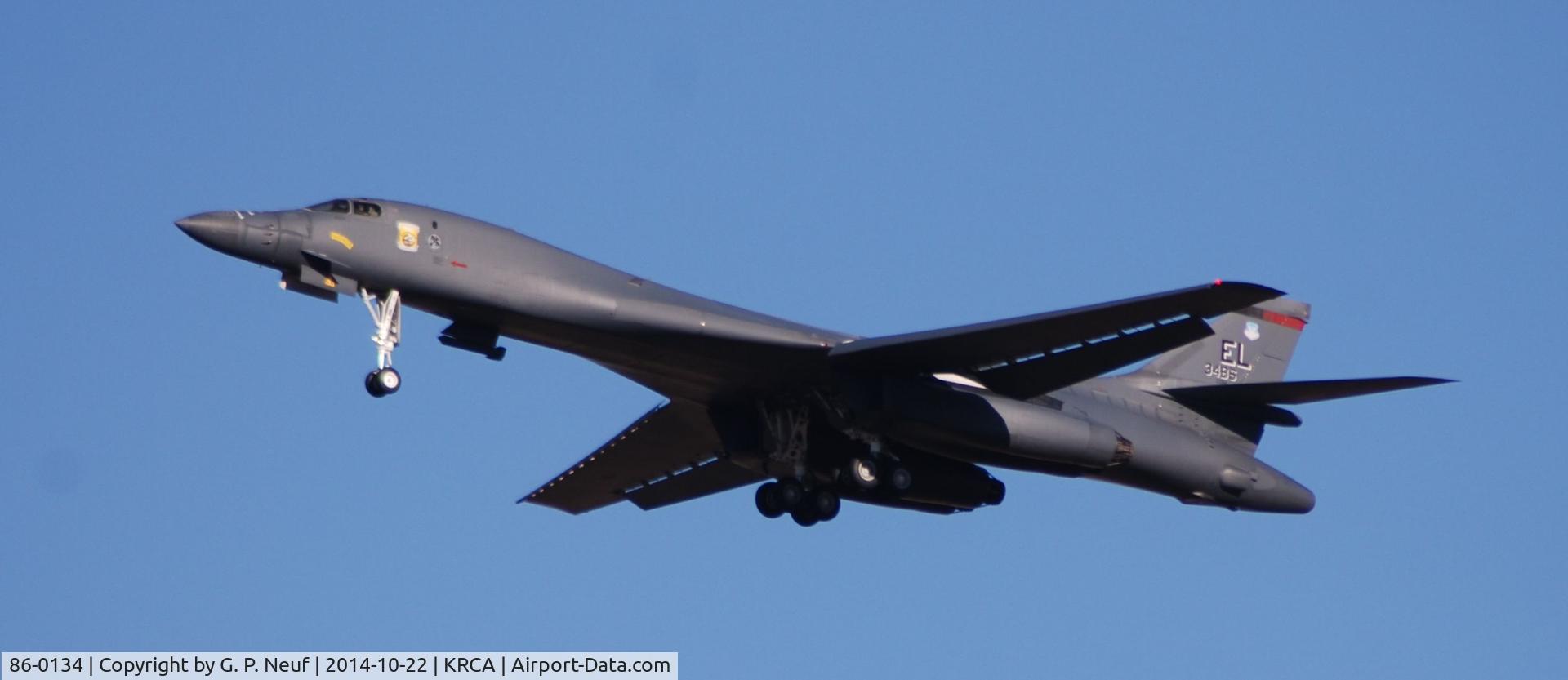 86-0134, 1986 Rockwell B-1B Lancer C/N 94, On final at Ellsworth AFB.