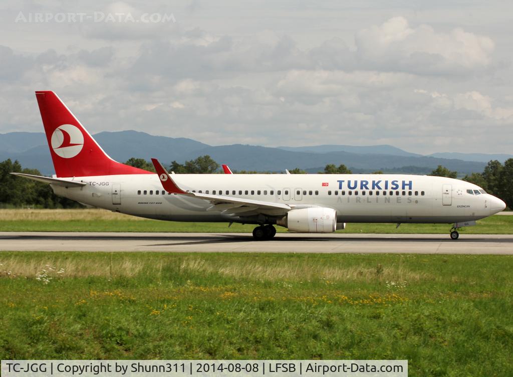 TC-JGG, 2005 Boeing 737-8F2 C/N 34405, Taking off rwy 16