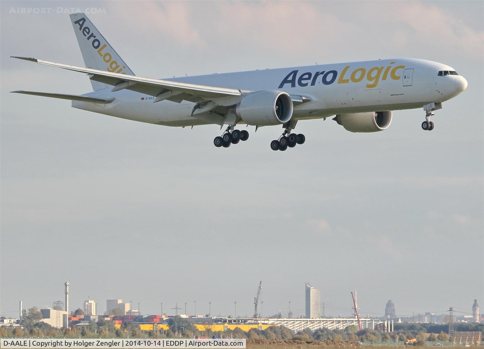 D-AALE, 2010 Boeing 777-FZN C/N 36198, GERMAN CARGO´s Echo is floating down to rwy 26L....