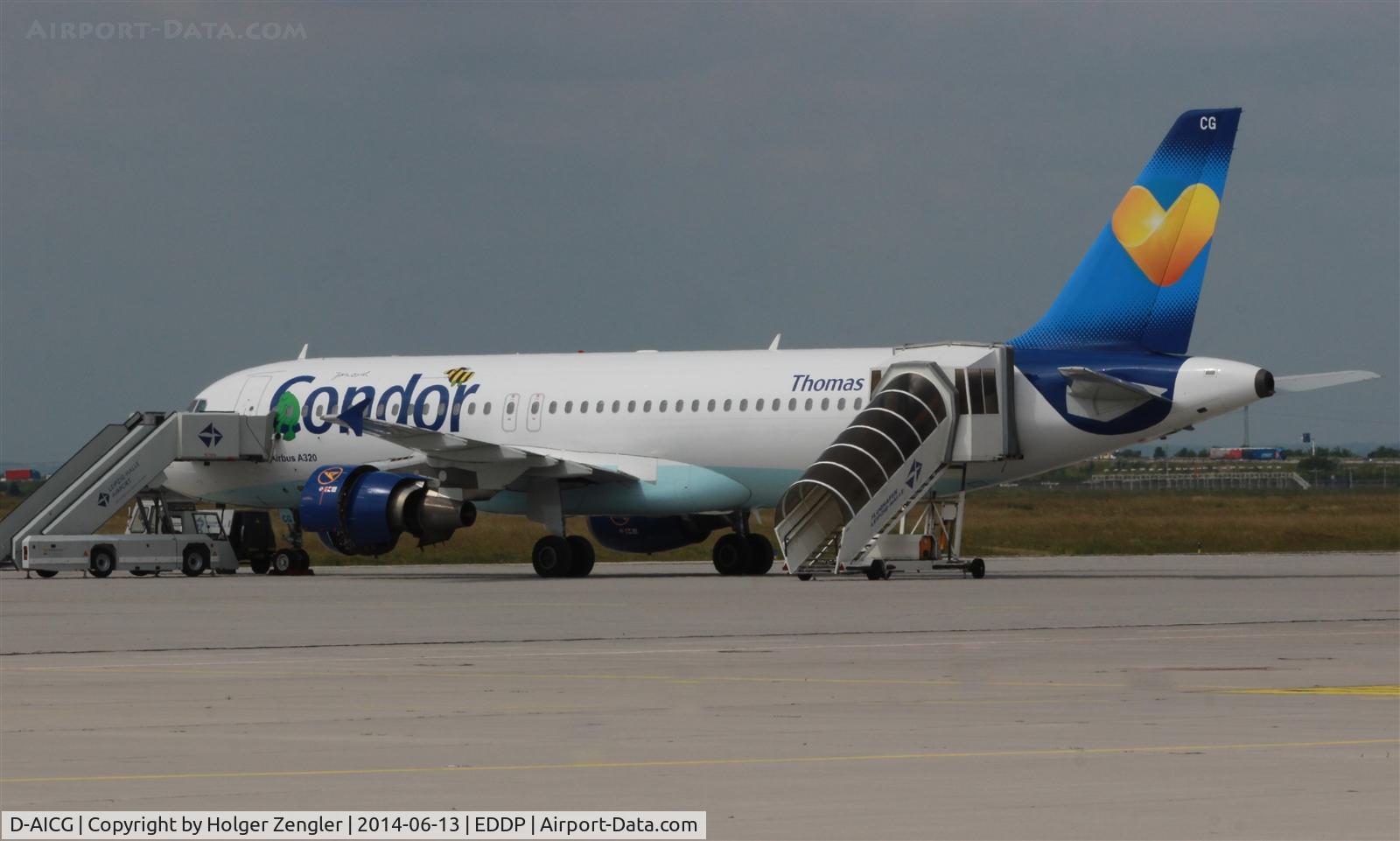 D-AICG, 1999 Airbus A320-212 C/N 0957, Waiting for a new task southbound....