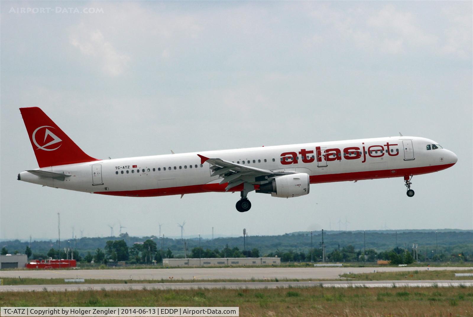 TC-ATZ, 1998 Airbus A321-211 C/N 823, Straight from AYT down to rwy 26L....