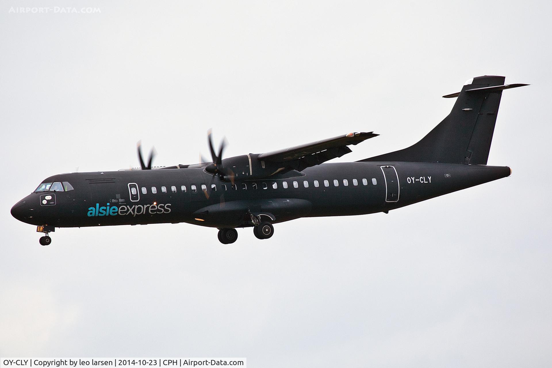 OY-CLY, 2008 ATR 72-212A C/N 799, Copenhagen 23.10.14