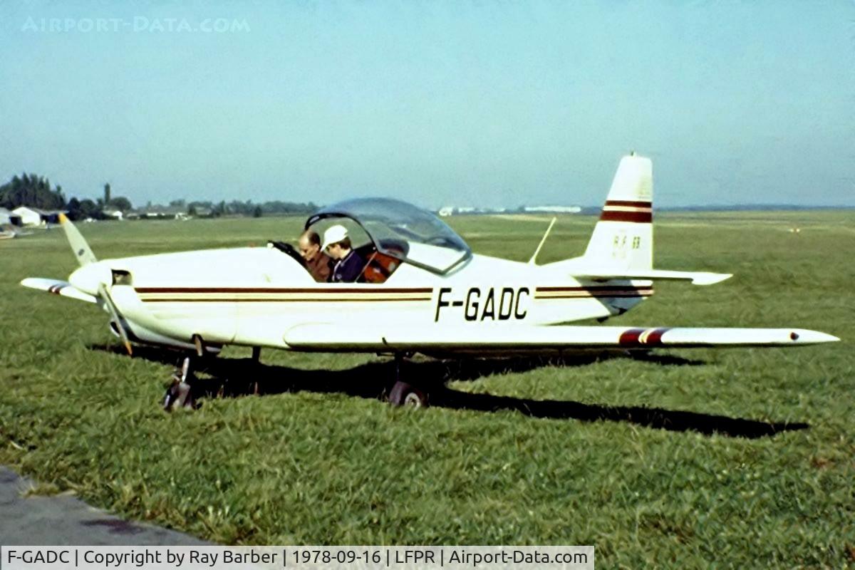 F-GADC, Fournier RF-6B-100 C/N 15, Fournier RF-6B-100 [15] Guyancourt~F 16/09/1978. From a slide.