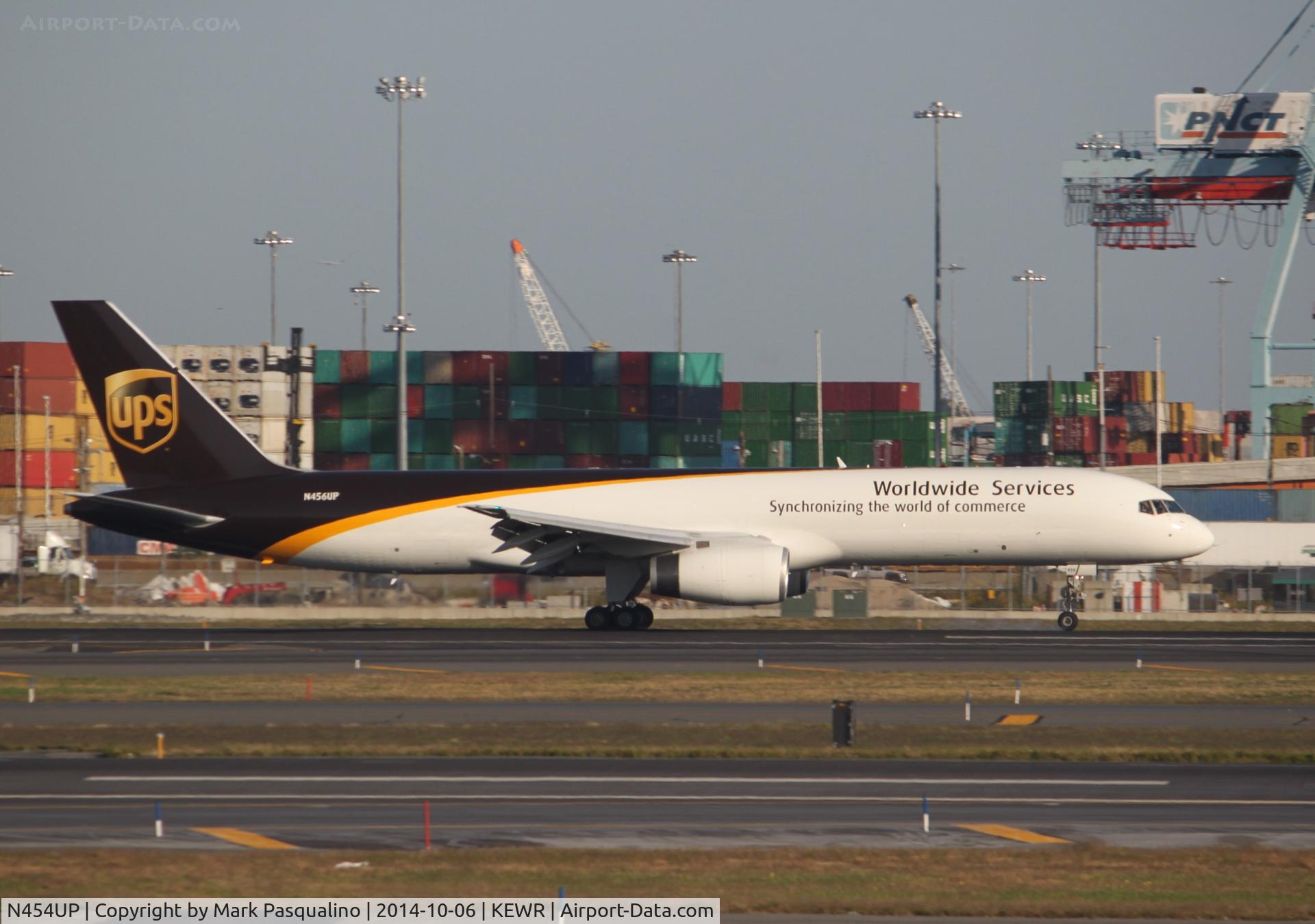 N454UP, 1995 Boeing 757-24APF C/N 25475, Boeing 757-200F