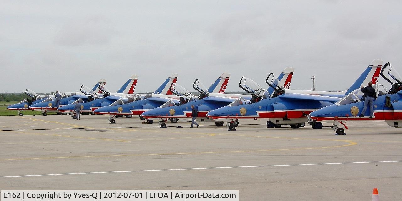 E162, Dassault-Dornier Alpha Jet E C/N E162, Dassault-Dornier Alpha Jet E (F-TERJ), Athos 02 of Patrouille de France 2012, Avord Air Base 702 (LFOA) Open day 2012