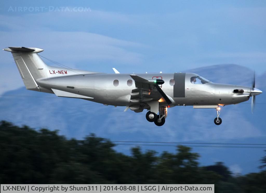 LX-NEW, 2009 Pilatus PC-12/47E C/N 1148, Landing rwy 23