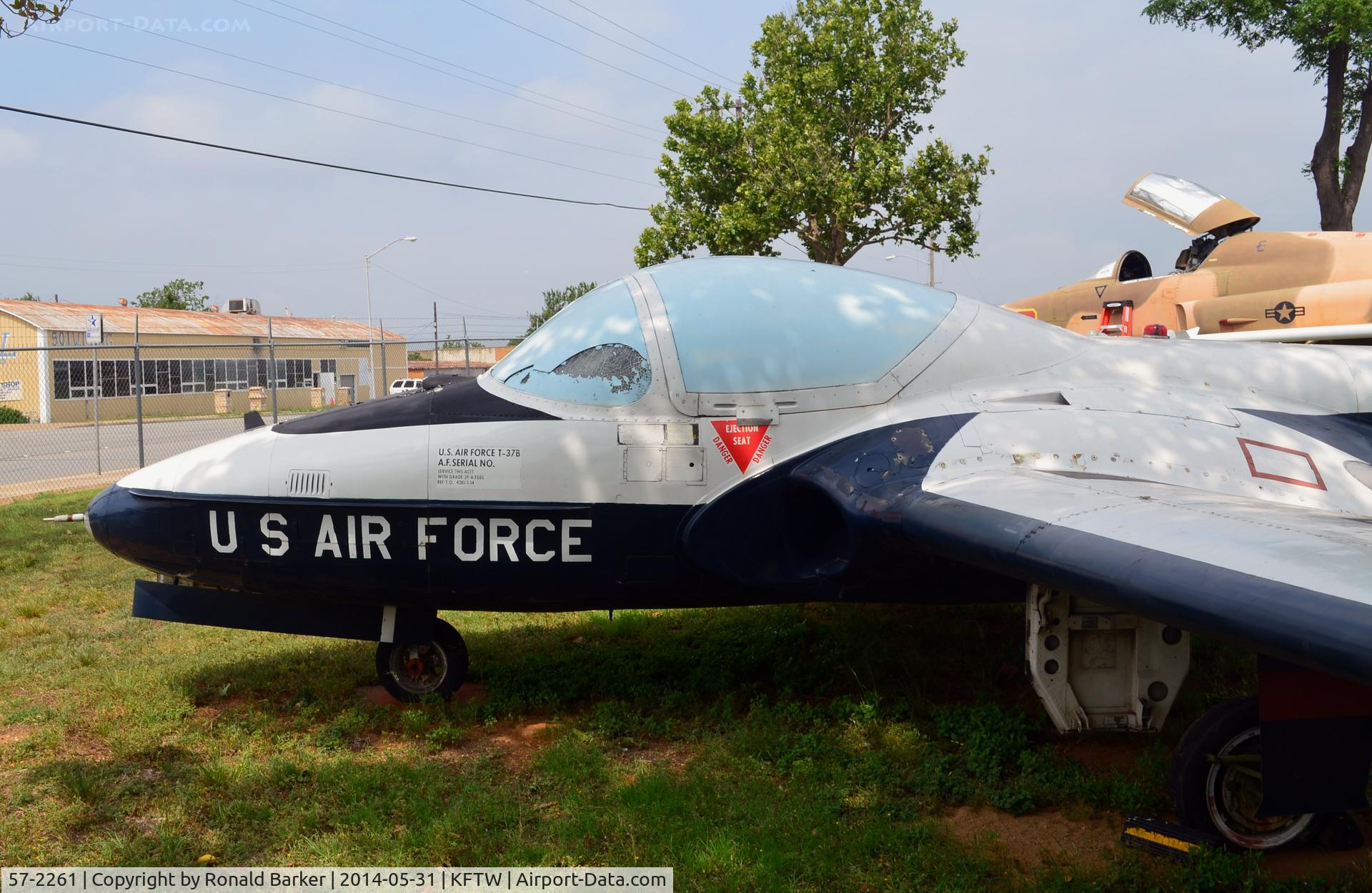 57-2261, 1957 Cessna T-37A Tweety Bird C/N 40194, Fort Worth Aviation Museum