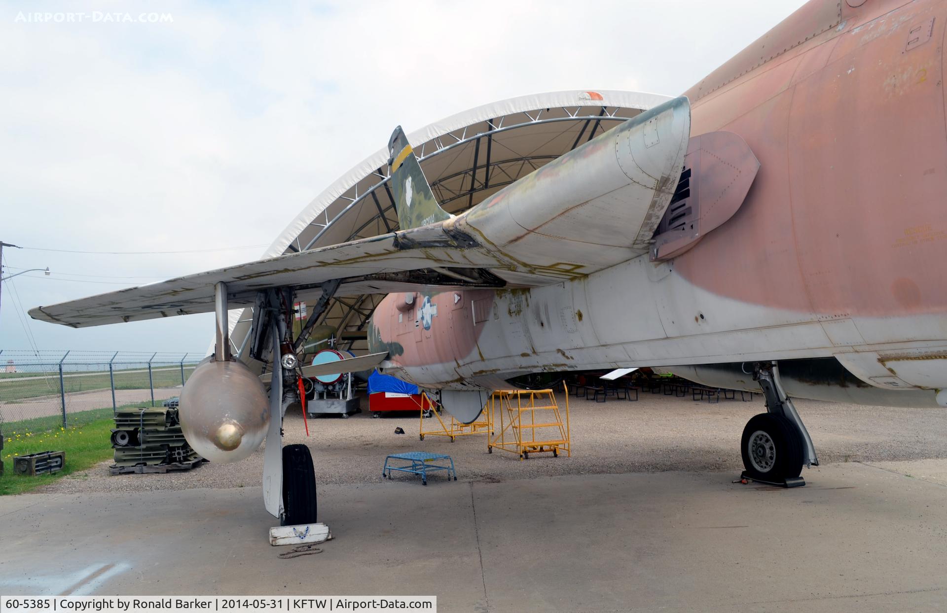 60-5385, 1960 Republic F-105D Thunderchief C/N D235, 