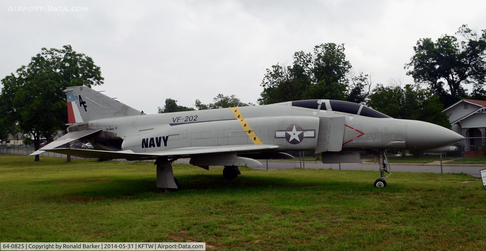 64-0825, 1964 McDonnell F-4C Phantom II C/N 1162, F-4C painted in US Navy colors Fort Worth Aviation Museum