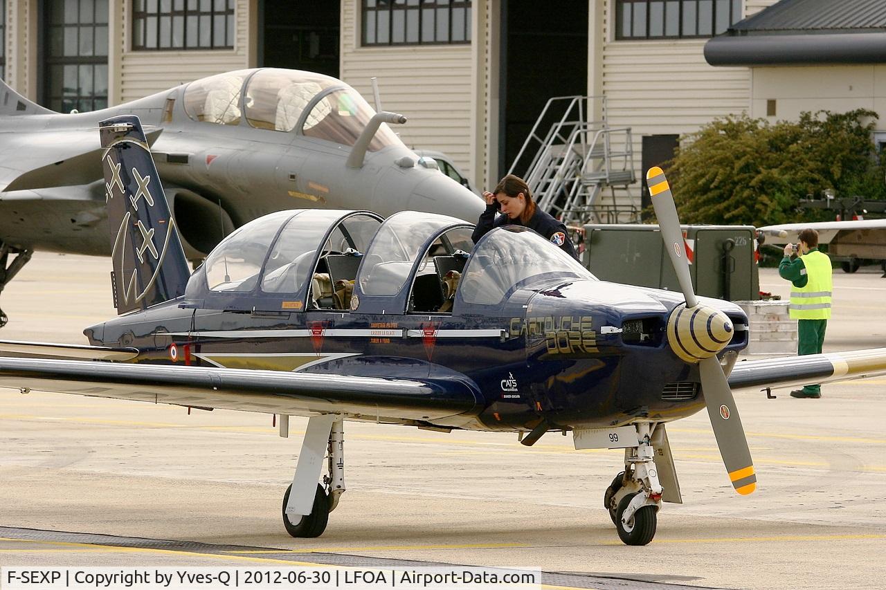F-SEXP, Socata TB-30 Epsilon C/N 99, Socata TB-30 Epsilon (F-SEXP) Cartouche Doré, Avord Air Base 702 (LFOA) Open day 2012