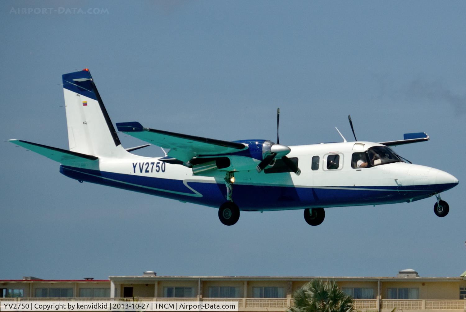 YV2750, 1972 Aero Commander 681 Hawk Commander C/N 6059, On short finals to St Maarten.
