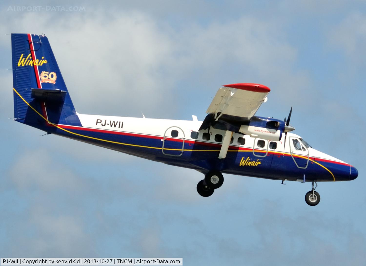 PJ-WII, 1980 De Havilland Canada DHC-6-310 Twin Otter C/N 682, On short finals to St Maarten.