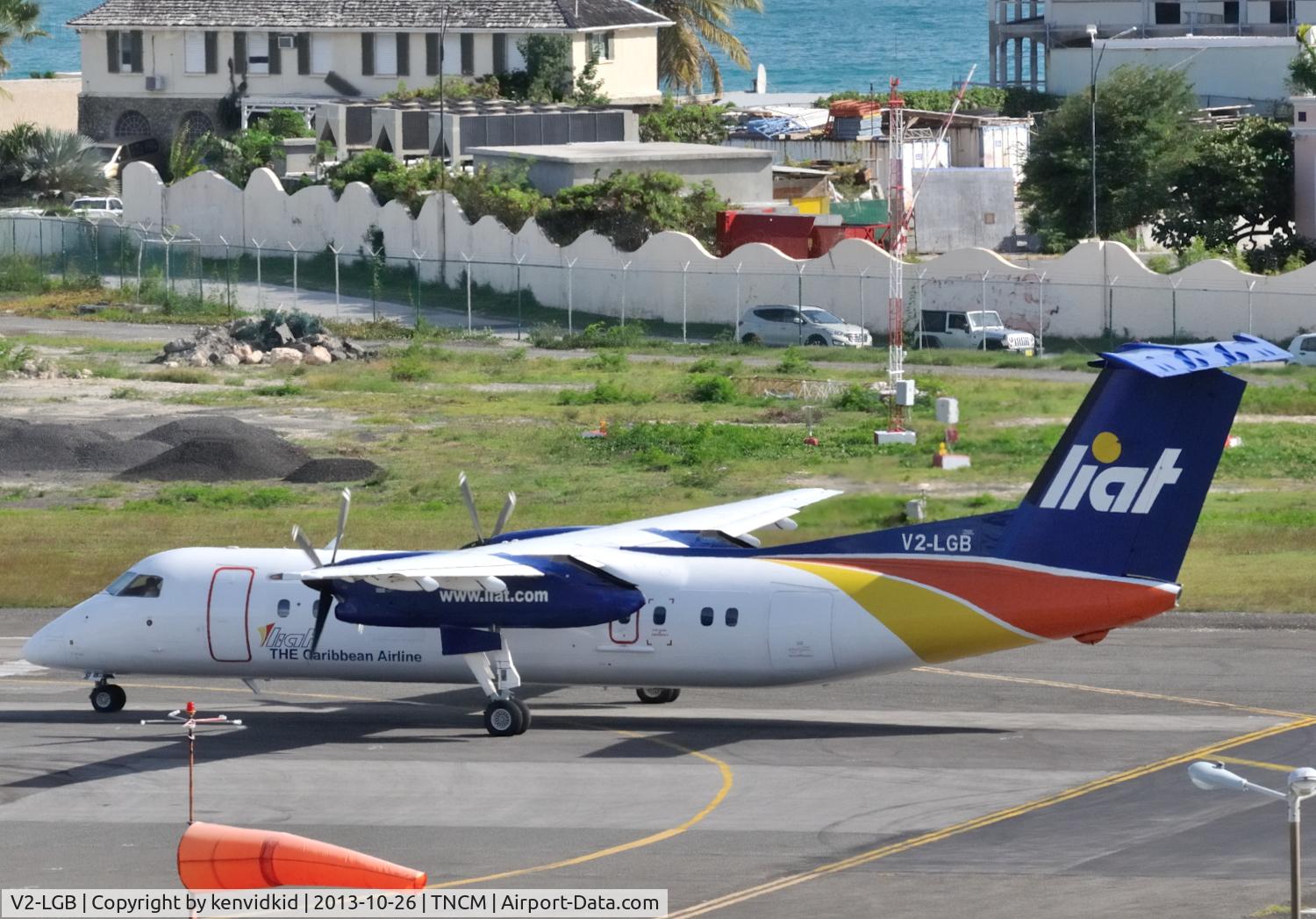 V2-LGB, 1991 De Havilland Canada DHC-8-311 Dash 8 C/N 266, Departing St Maarten.