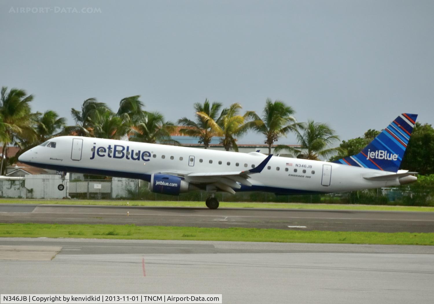 N346JB, 2012 Embraer ERJ-190-100 IGW 190AR C/N 19000504, Arriving at St Maarten.