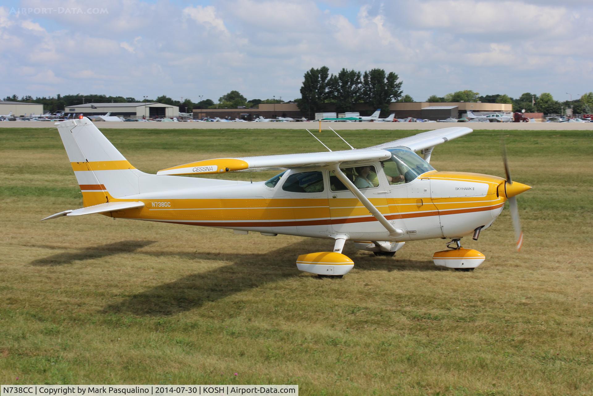 N738CC, Cessna 172N C/N 17269863, Cessna 172N