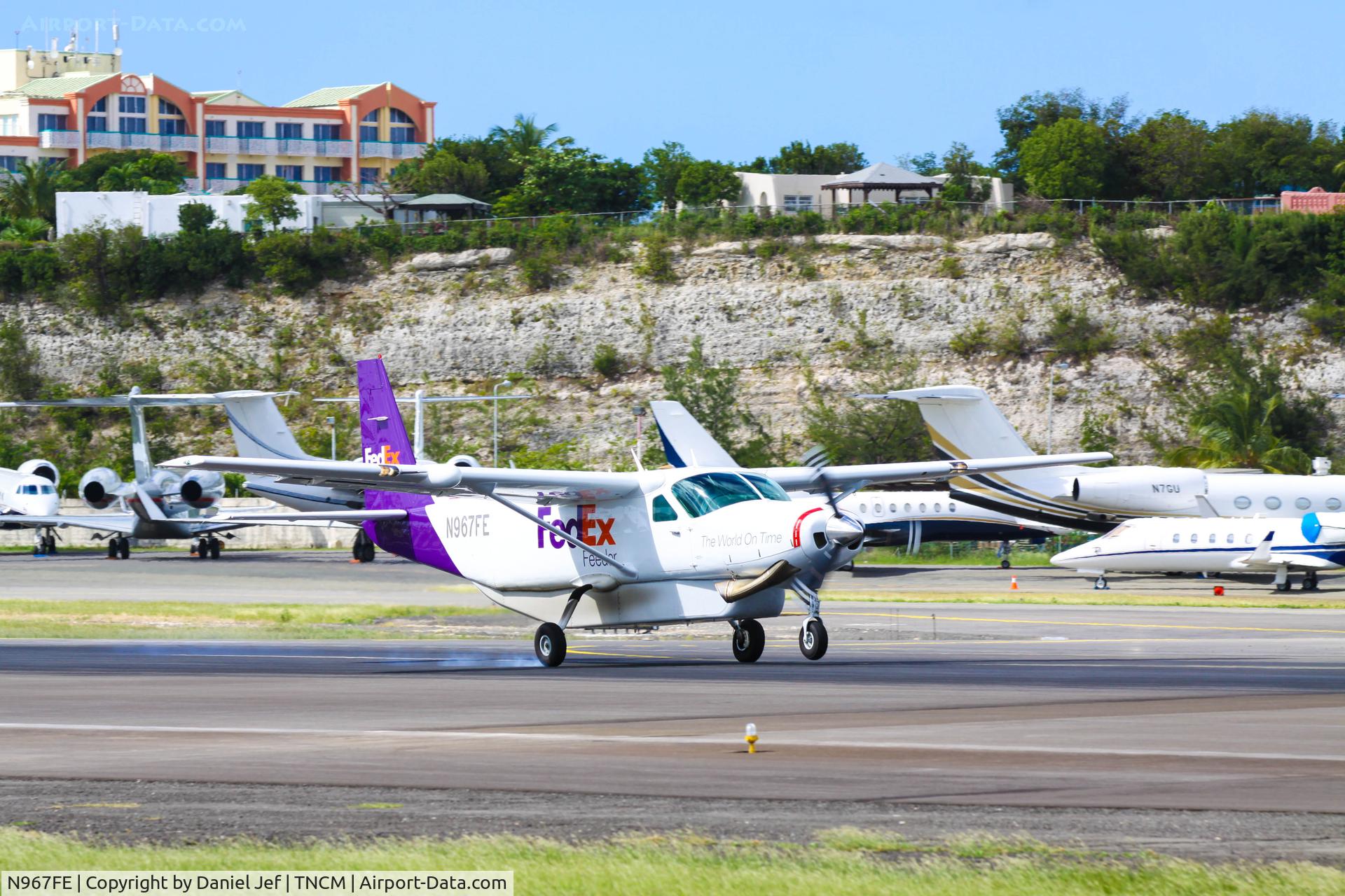 N967FE, 1988 Cessna 208B C/N 208B0088, N967FE