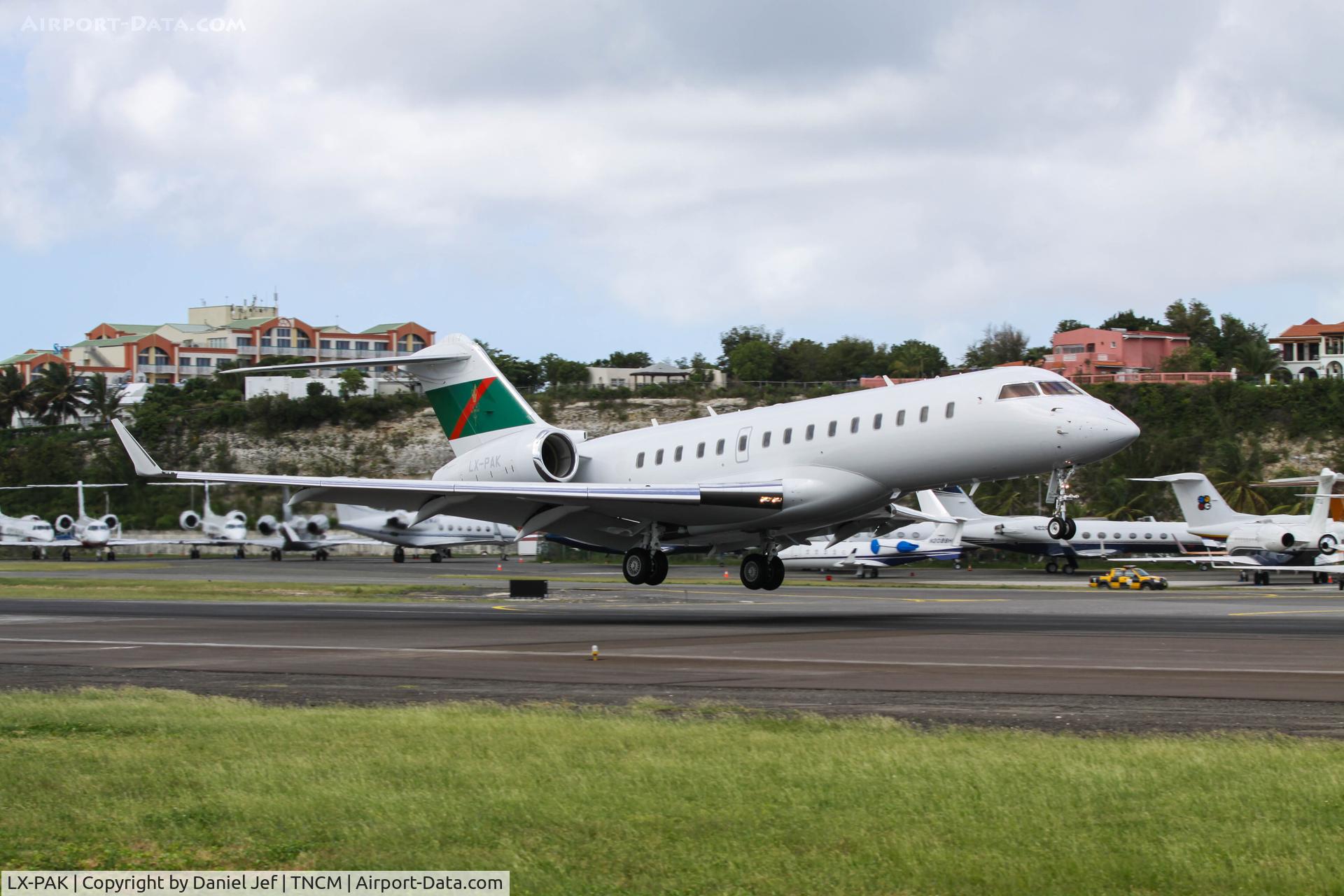 LX-PAK, 2006 Bombardier BD-700-1A10 Global Express C/N 9197, LX-PAK