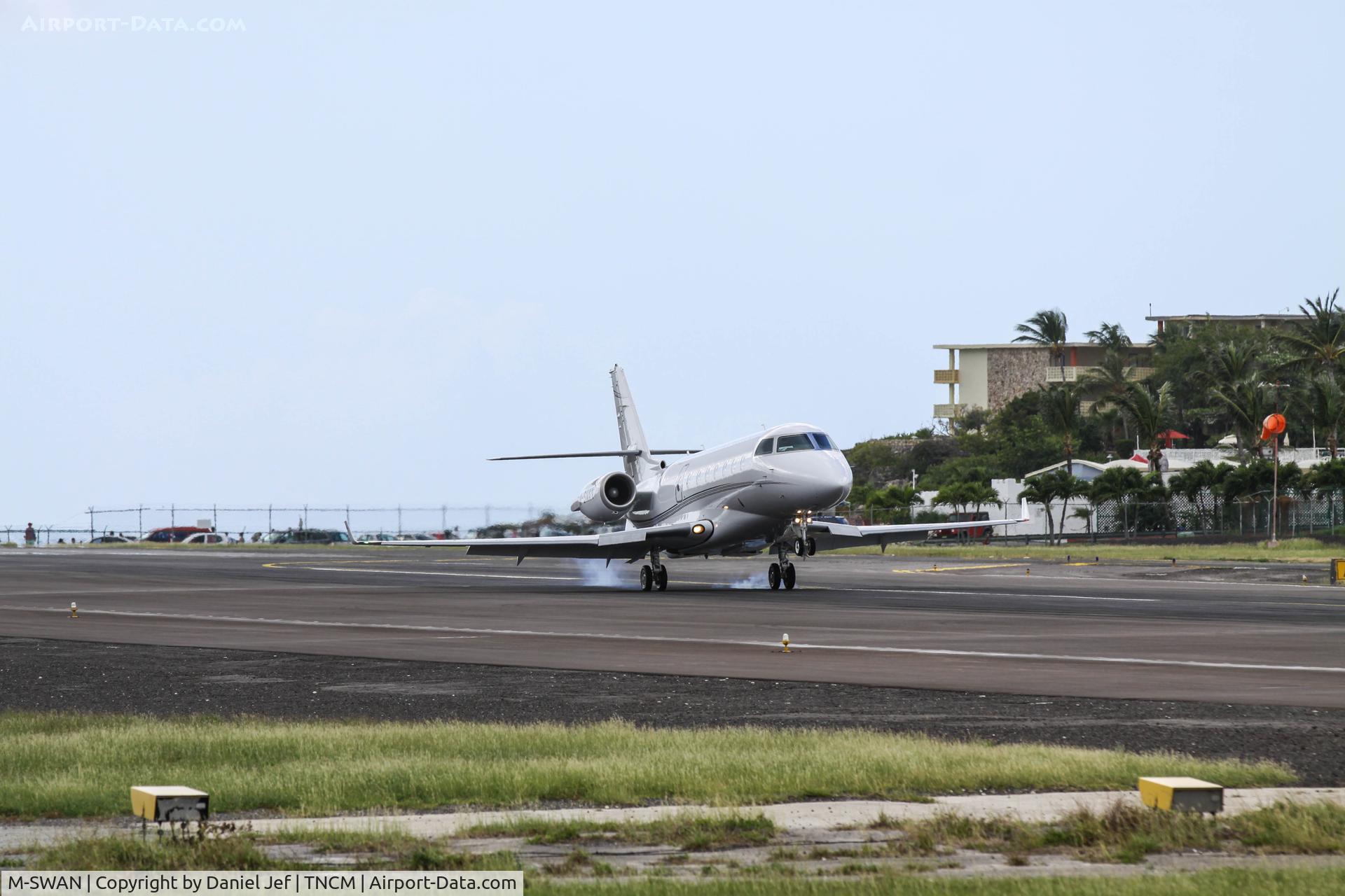M-SWAN, 2009 Israel Aircraft Industries Gulfstream 200 C/N 233, M-SWAN