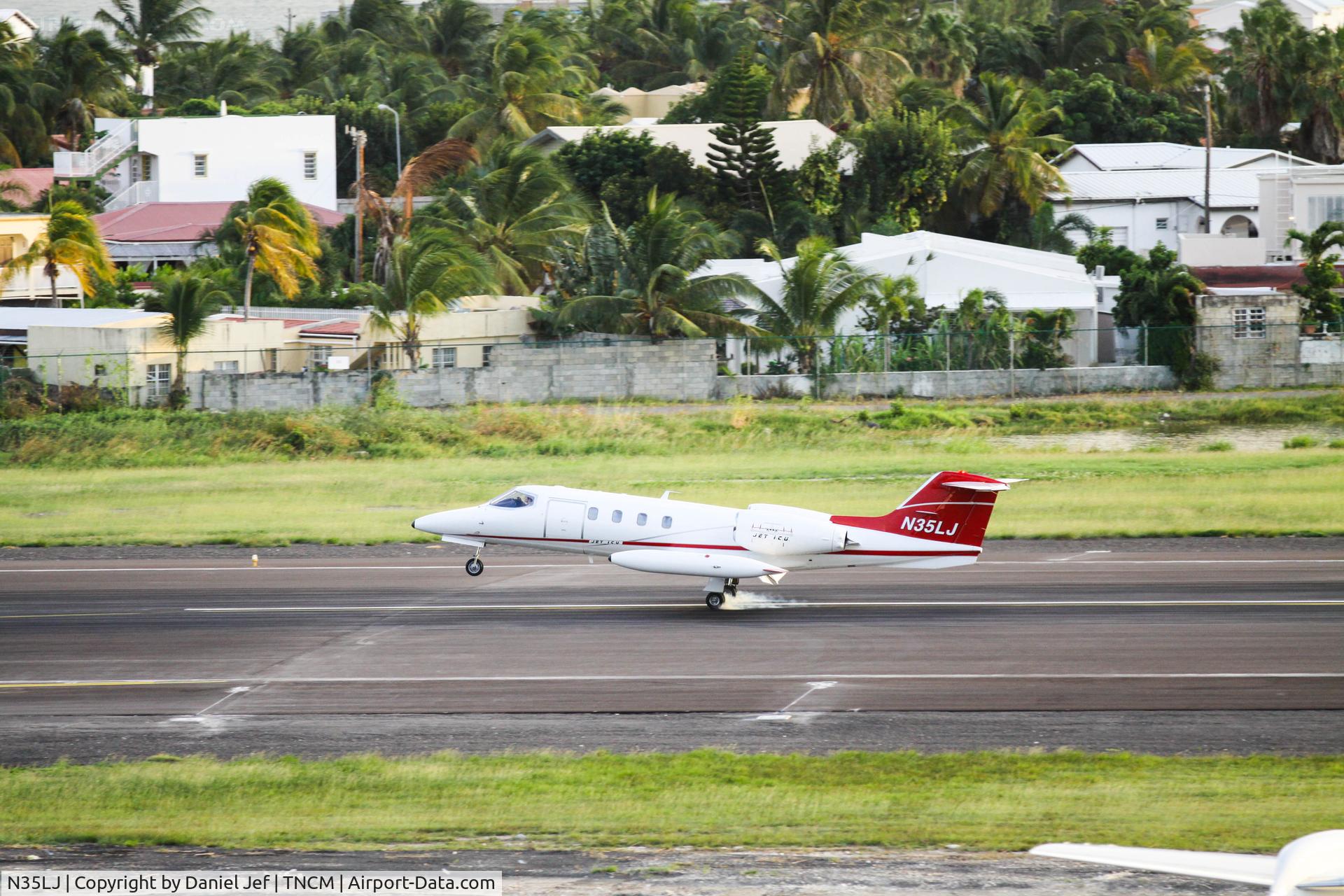 N35LJ, 1979 Gates Learjet 35A C/N 240, N35LJ