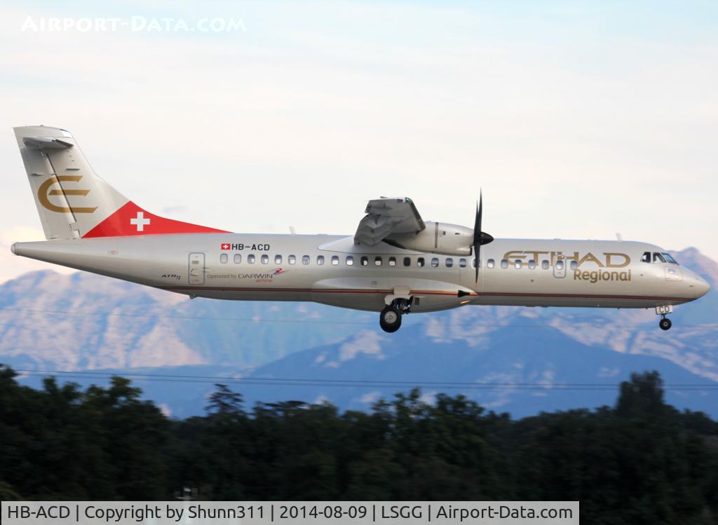 HB-ACD, 2001 ATR 72-212A C/N 668, Landing rwy 23